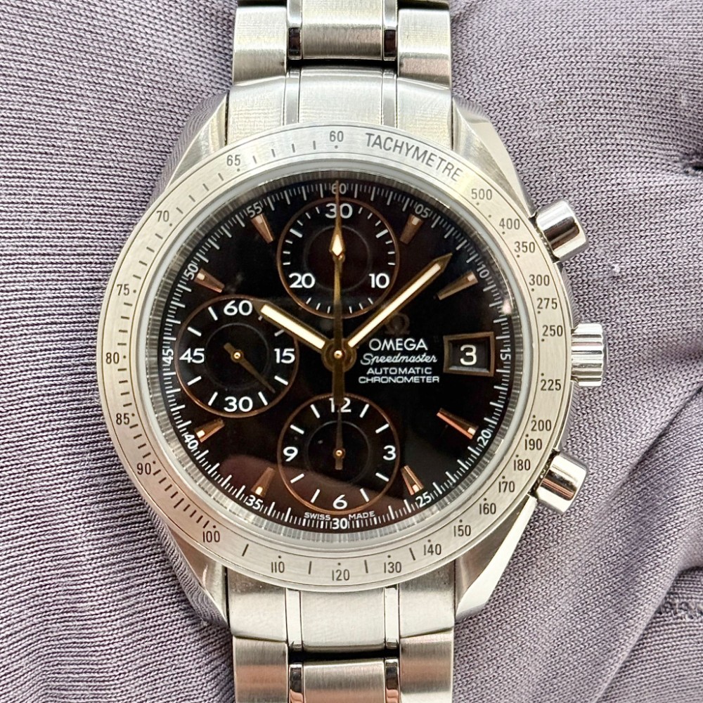 Omega Speedmaster Date 3211.50